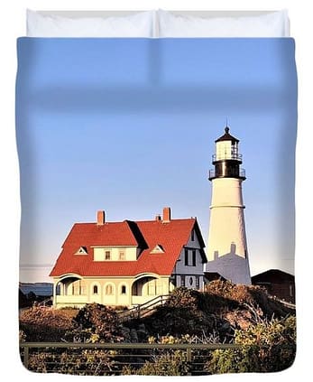 This is the same lighthouse, shown on a duvet cover.
