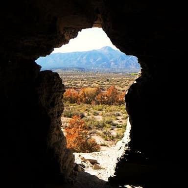10_ Hourglass Curves P1000617sm This opening looks over the Verde Valley. It's carved out of the wall, serving as a door to the cave, and it's kind of curvy.